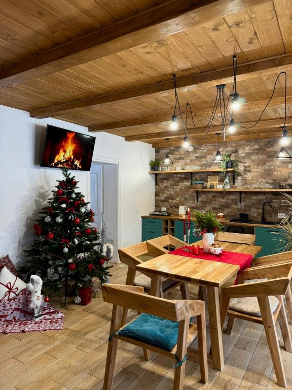 будинок з власним чаном Yalivets house у львівській області