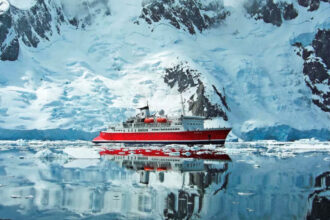 Жертви своєї популярності: вісім місць у світі, куди краще не їхати у 2026 році