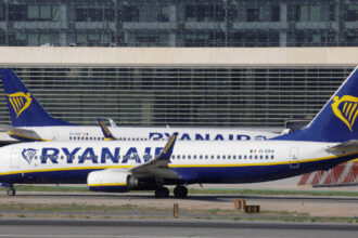 Відень втрачає лоукости: Ryanair скорочує базу, Wizz Air повністю йде з аеропорту