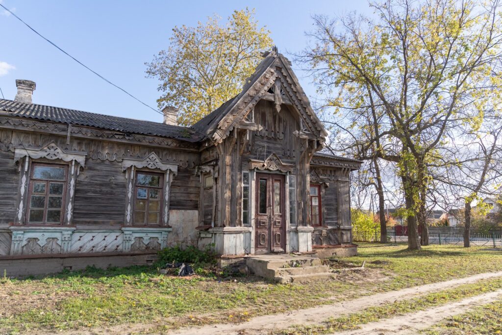 Будинок лікаря в Мошнах, Черкащина, авторства Владислава Городецького