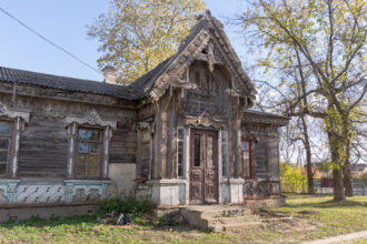 "Будинок лікаря" ожив: у Мошнах відкрили центр в останній дерев'яній будівлі Городецького