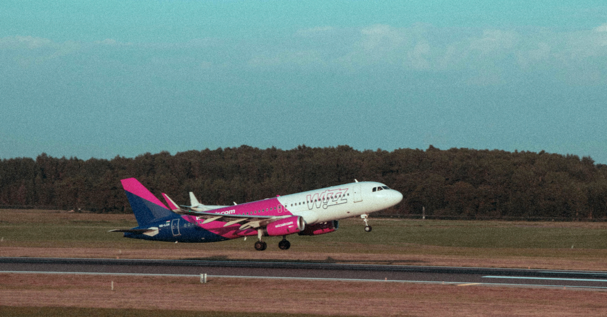 Літак Wizz Air Airbus A321neo в аеропорту Катовіце