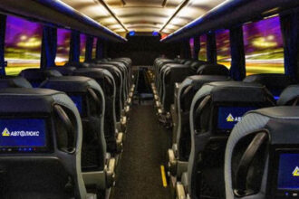 сучасний салон автобусу автолюкс на маршруті з україни в європу