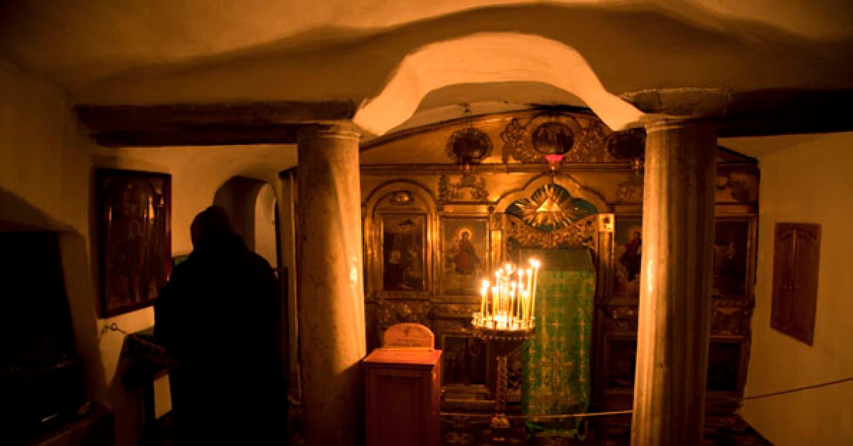 Вхід до Ближніх печер Києво-Печерської лаври під час офіційного відкриття