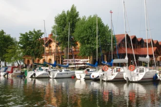 Розкішний готель-замок у Вармінсько-Мазурському воєводстві, доступний за програмою Bon