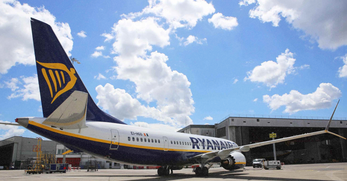 Літак Ryanair готується до зльоту в аеропорту Краків