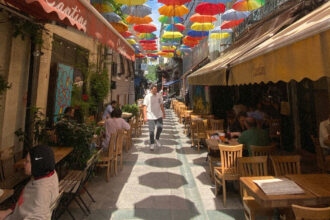 Туреччина офіційно заборонила приховані збори в ресторанах