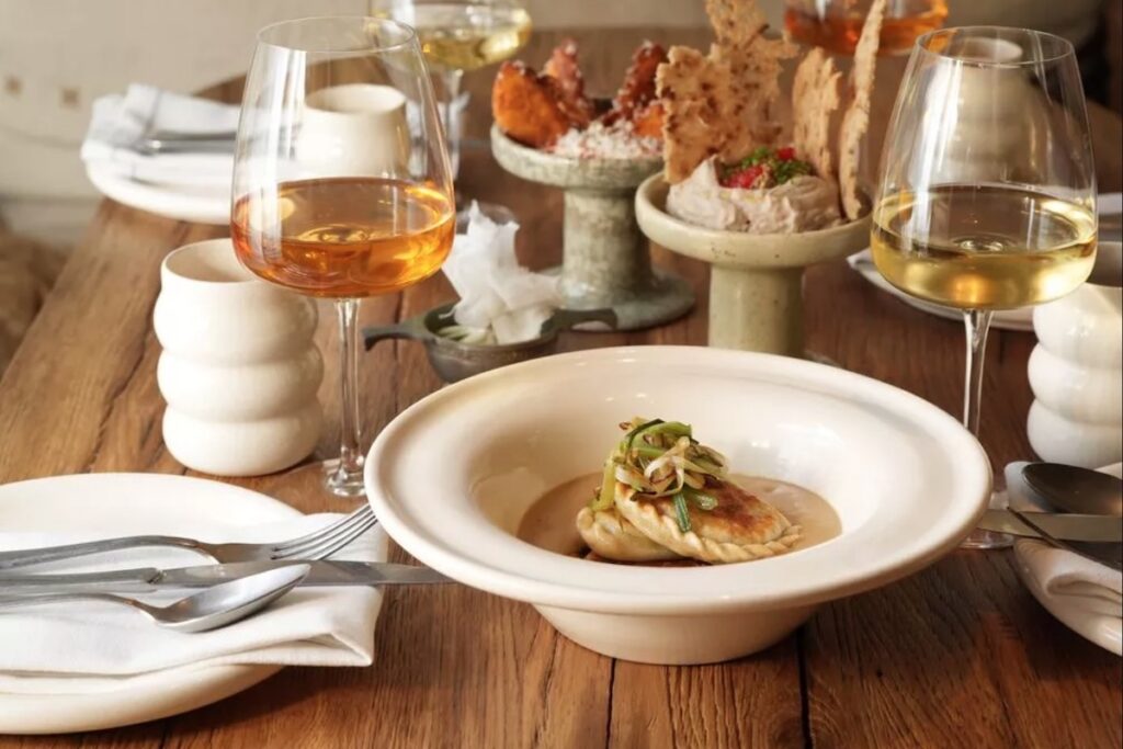 Tatar Bunar в Лондоні