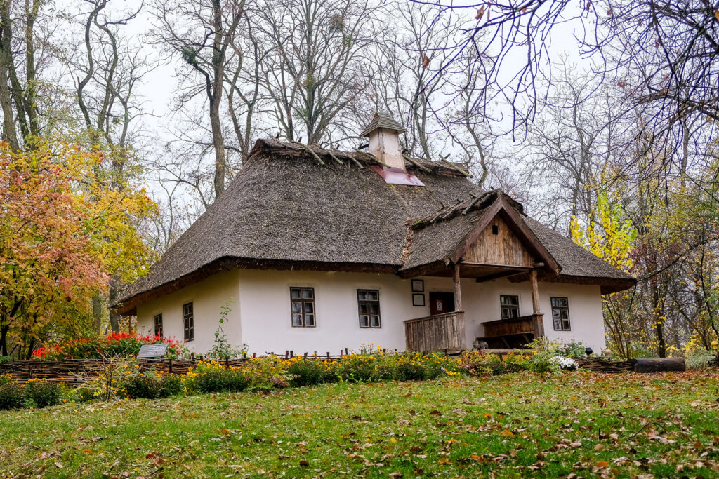 реконструйована шевченкова світлиця в каневі