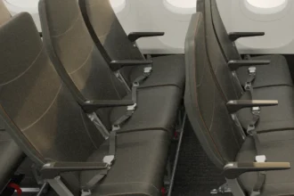 Бюджетна авіалінія запроваджує більше місця для ніг без доплат