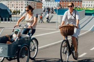 оприлюднено рейтинг найзручніших міст Європи для подорожей із дітьмф