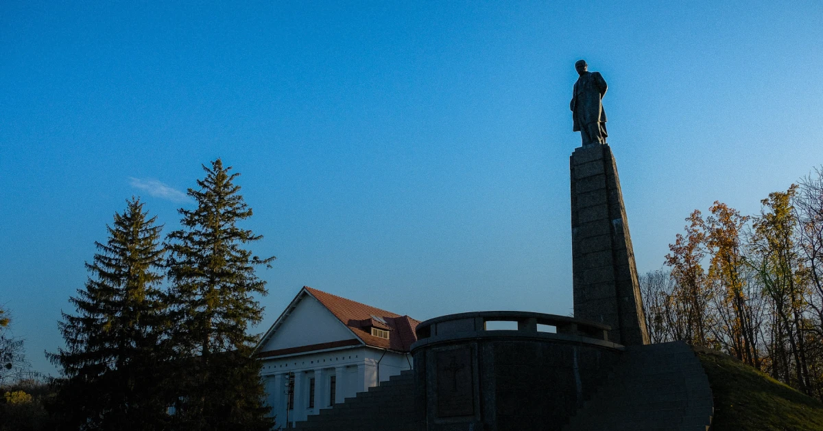 готовий маршрут на тарасову гору в каневі