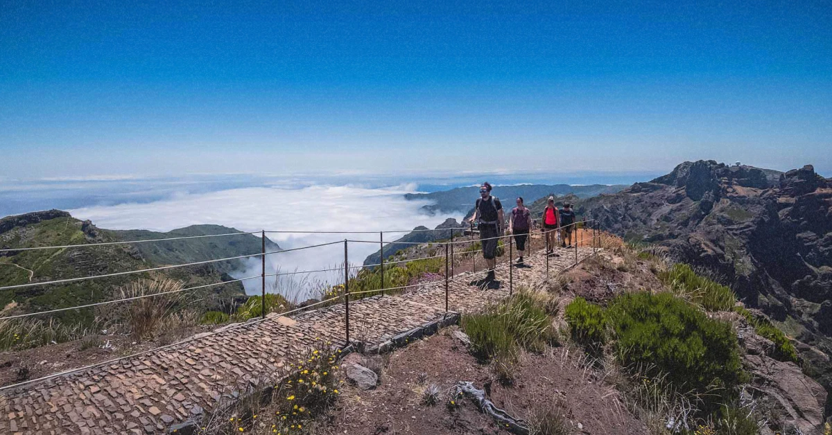 Панорамний вид на Піку-Руйву, найвищу точку острова Мадейра