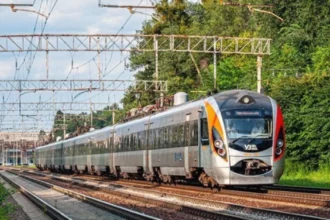 Поїзд Інтерсіті+