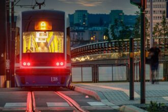 Станція легкої рейкової системи метро у Шарлеруа, Бельгія