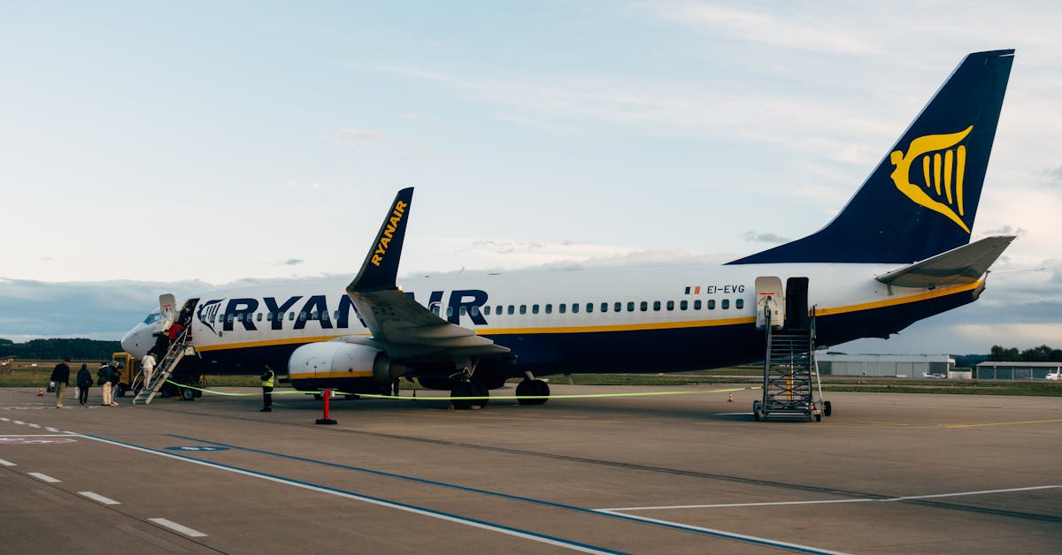 Літак авіакомпанії Ryanair в аеропорту Братислави