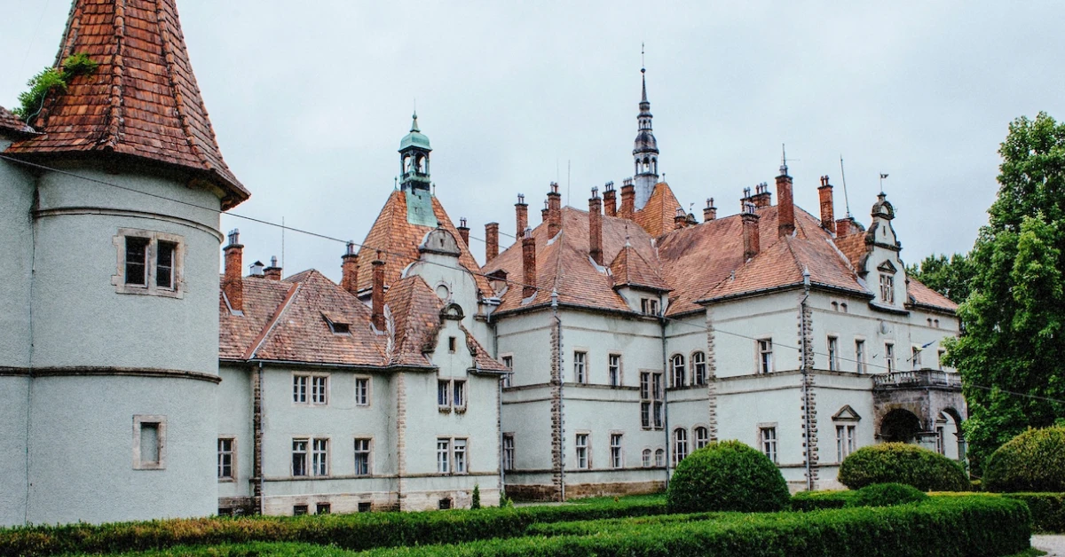 Фасад Палацу графів Шенборнів на Закарпатті — проєкт відновлення 2026"