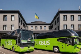 FlixBus запускає два нові автобусні маршрути з України до аеропортів Варшави