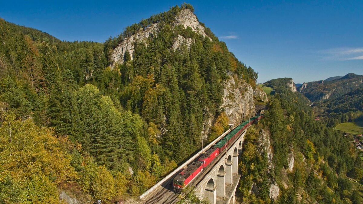 високогірний потяг Semmering Railway (Австрія)