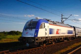 PKP Intercity планує запустити щоденний потяг між Києвом та Варшавою